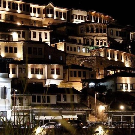 Magda Studio In Berat Center Buitenkant foto