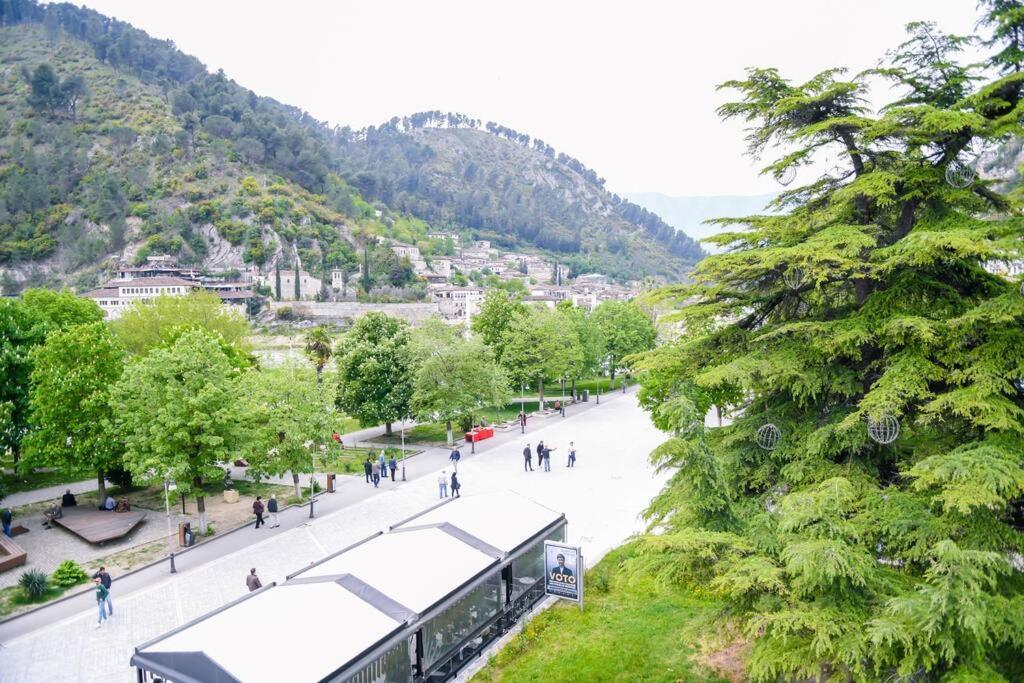 Magda Studio In Berat Center Buitenkant foto
