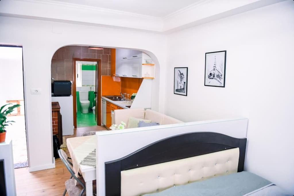 Magda Studio In Berat Center Buitenkant foto