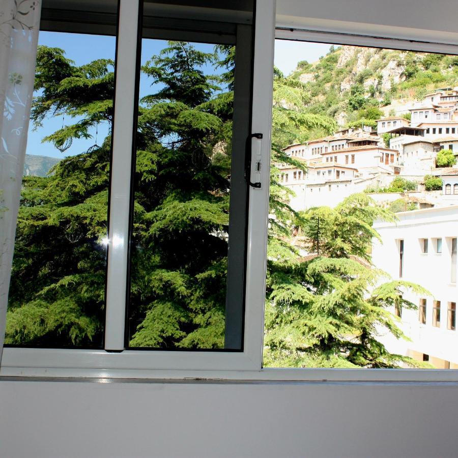 Magda Studio In Berat Center Buitenkant foto