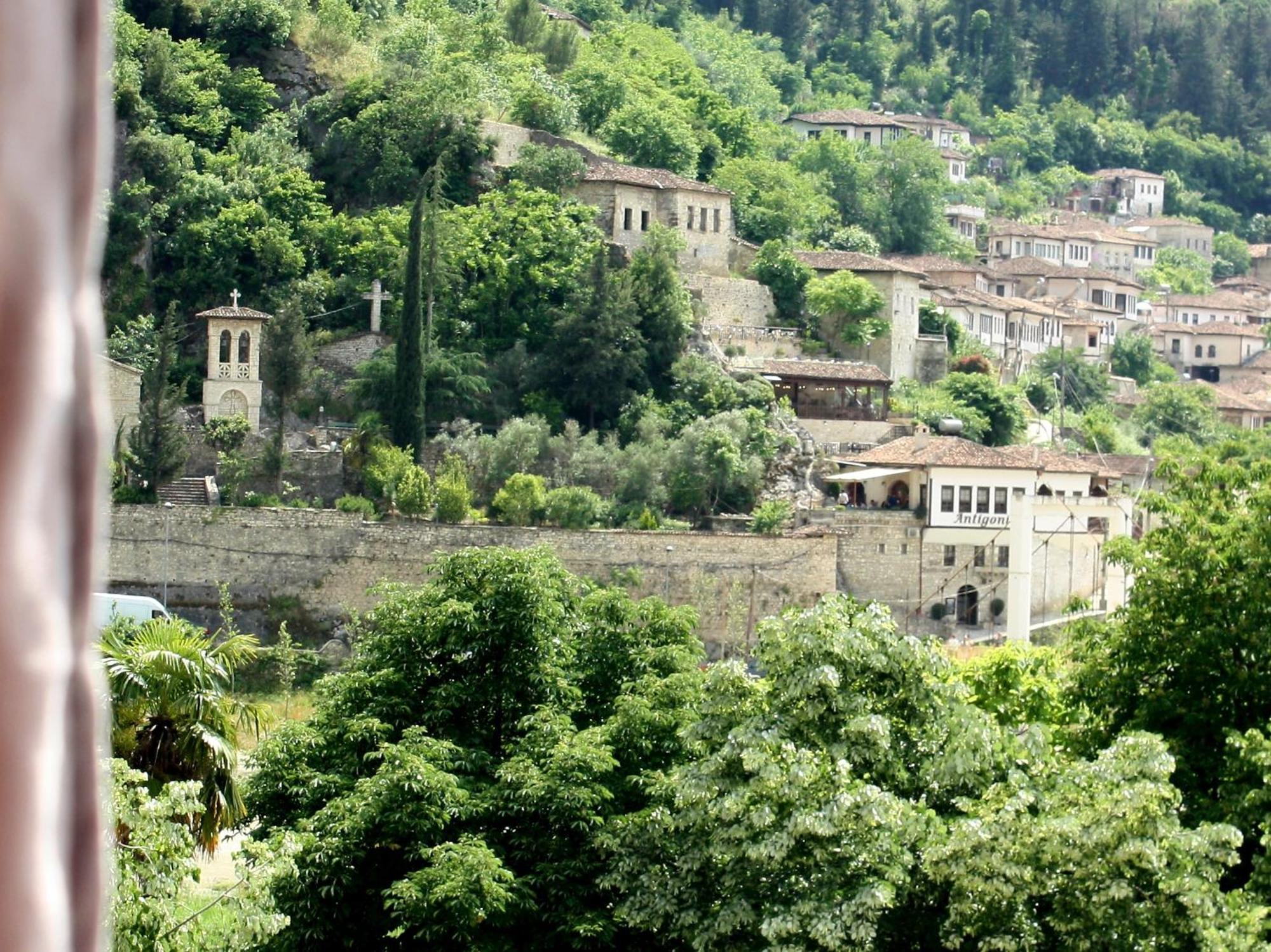 Magda Studio In Berat Center Buitenkant foto